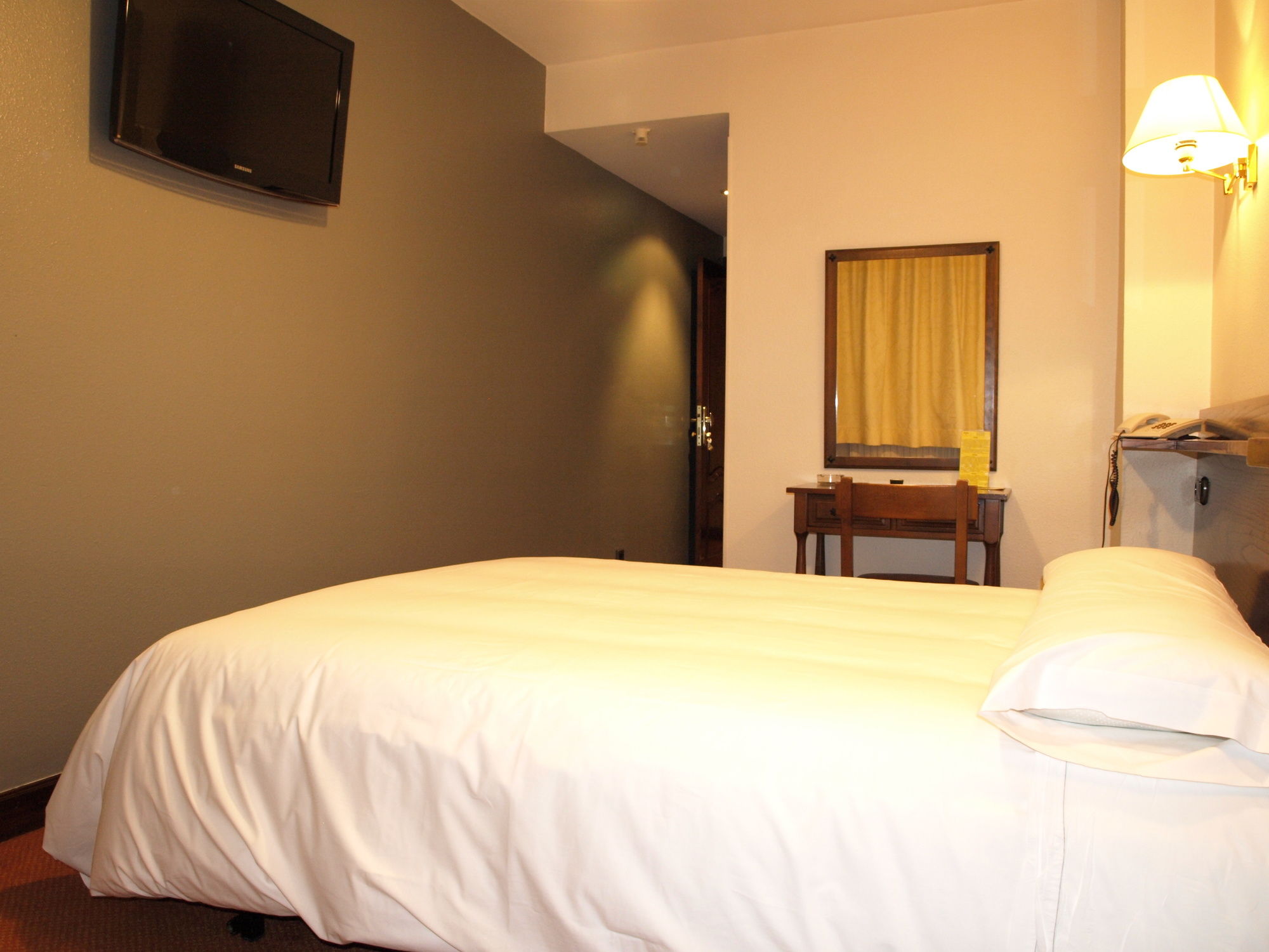 Фото Hotel Ibiltze