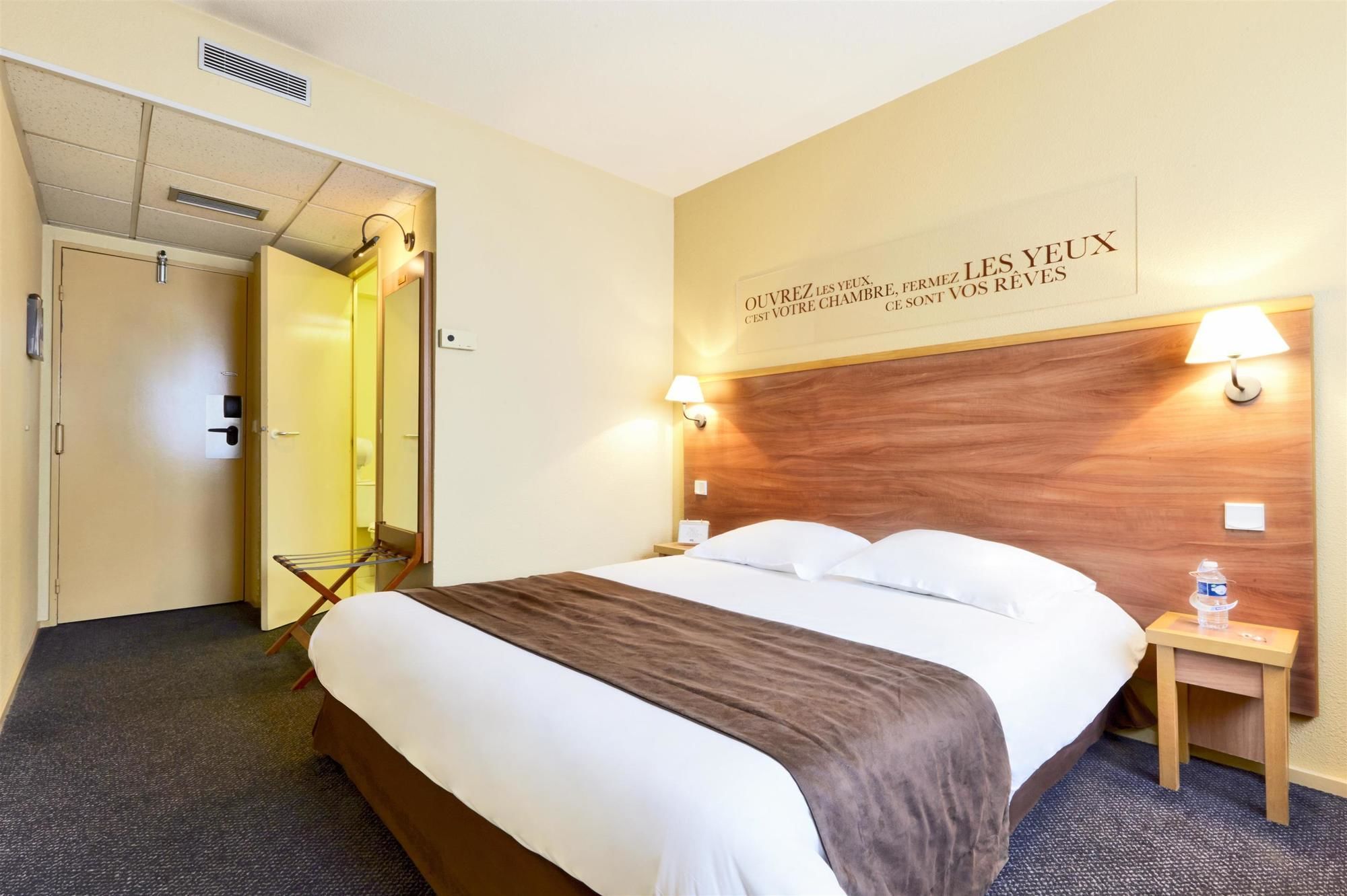 Фото ibis Styles Toulouse Centre Canal du Midi