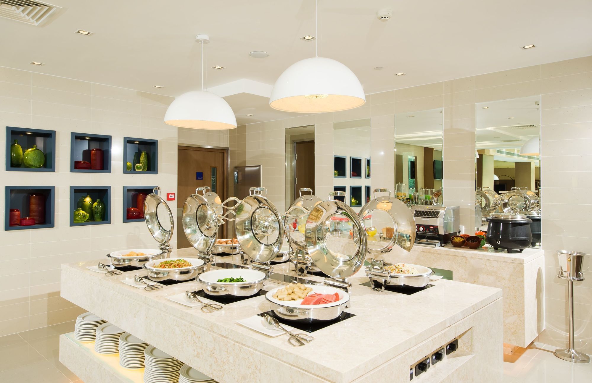 Фото Holiday Inn Express Shanghai New Jinqiao