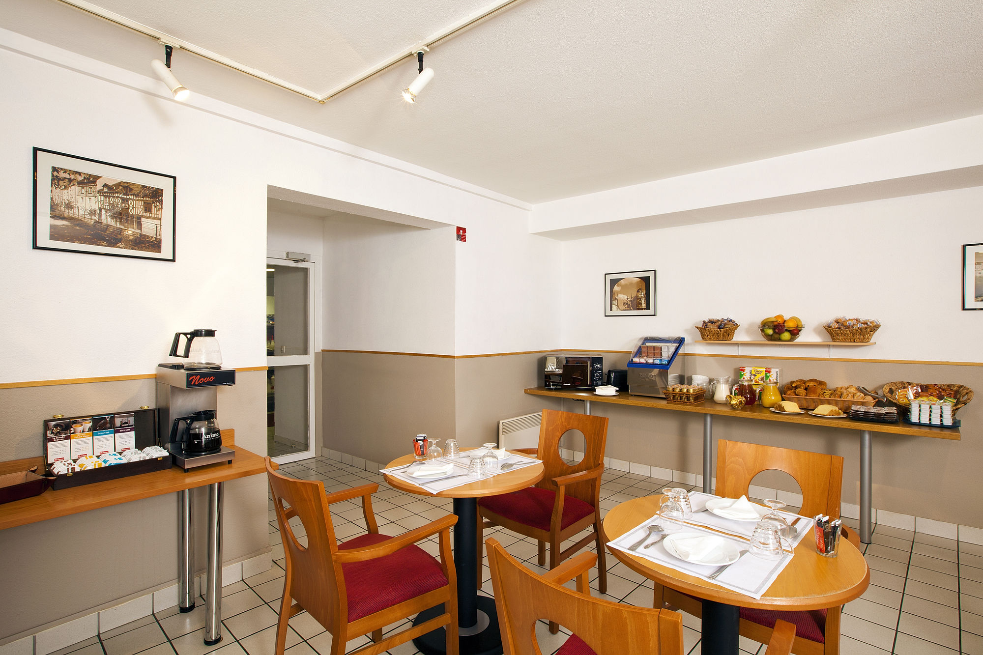 Фото Sejours & Affaires Orléans Jeanne d'Arc