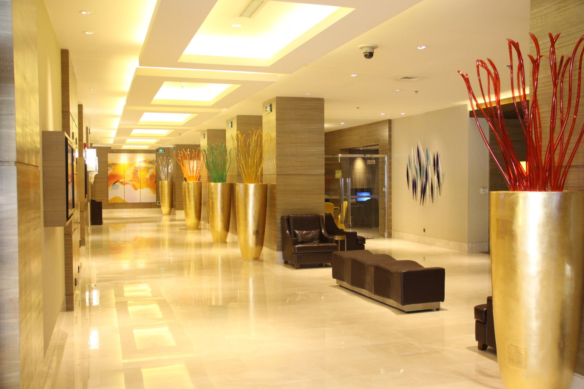 Фото Courtyard by Marriott Kunshan Hotel