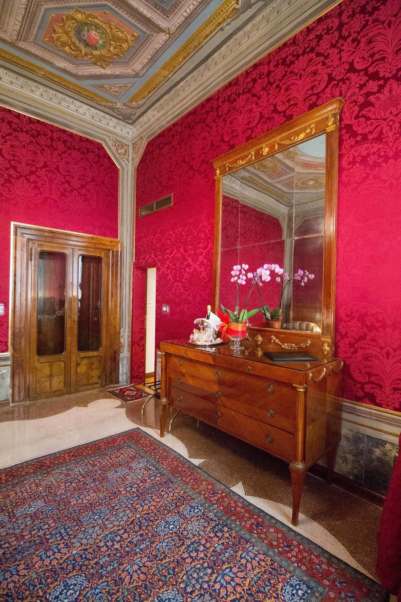 Фото Hotel Palazzo Abadessa