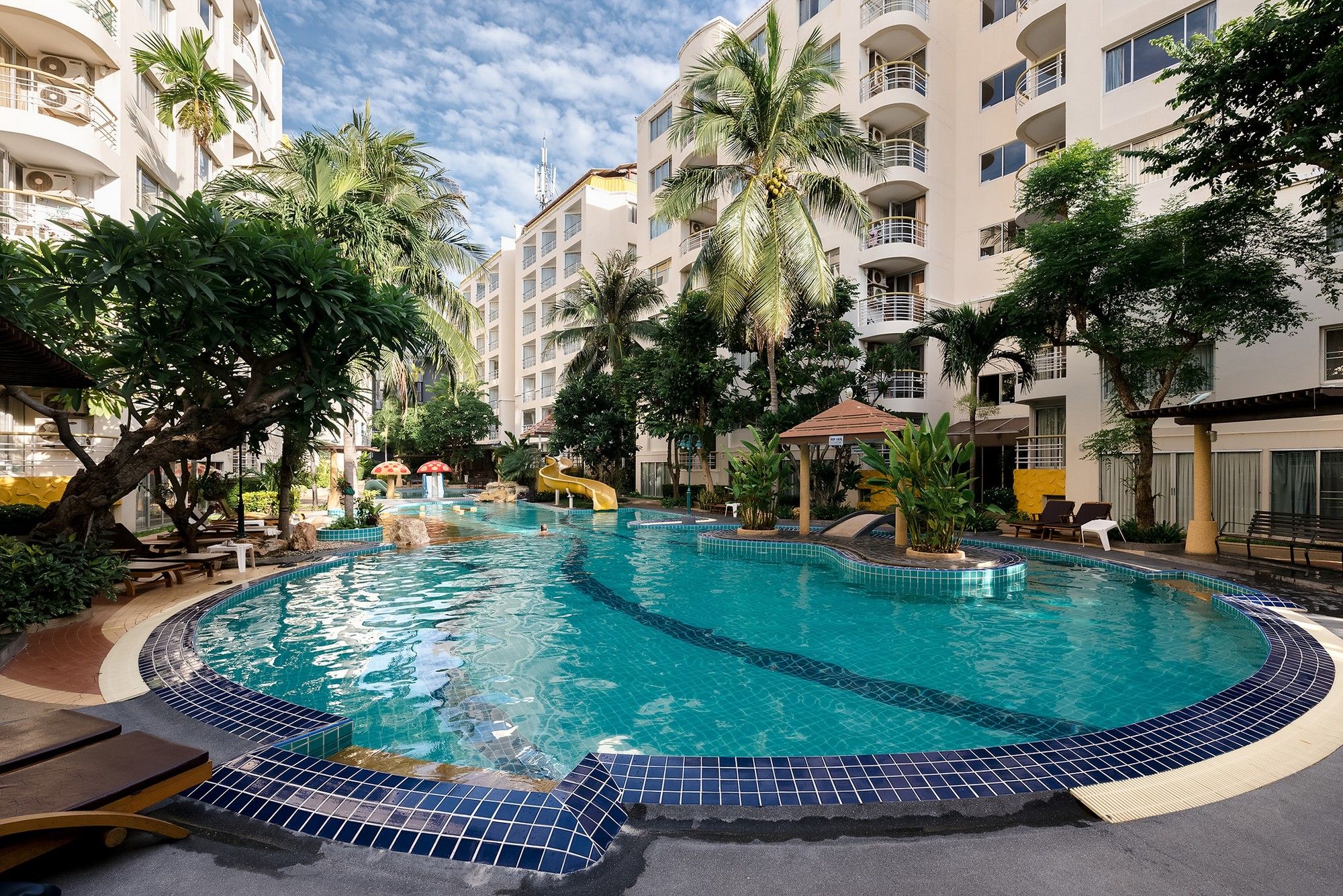 Фото Hinn - Namm Hotel