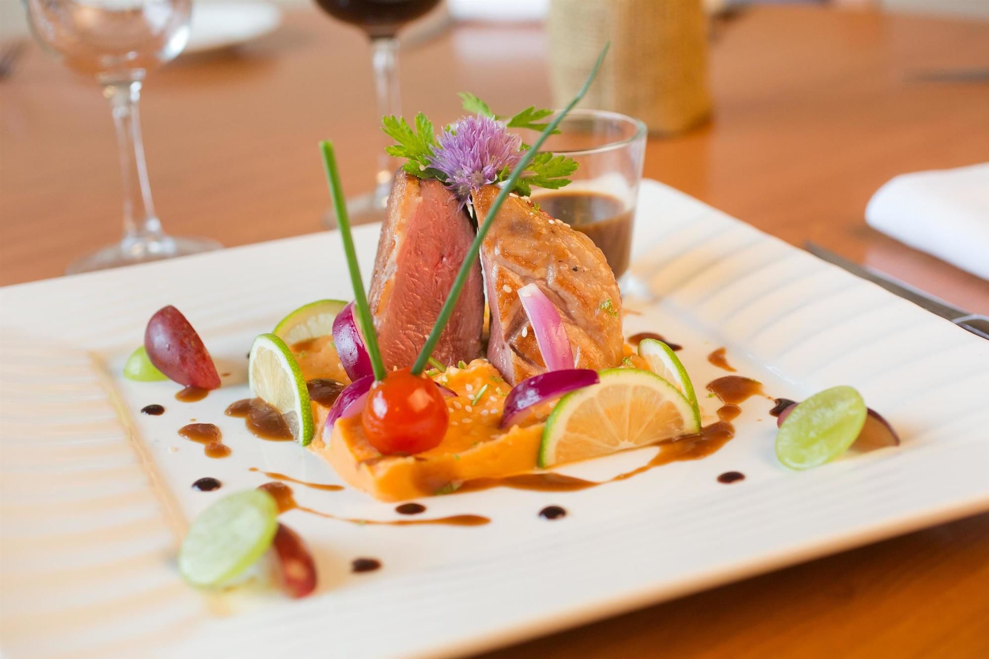 Фото Kyriad Prestige Bordeaux Ouest Mérignac