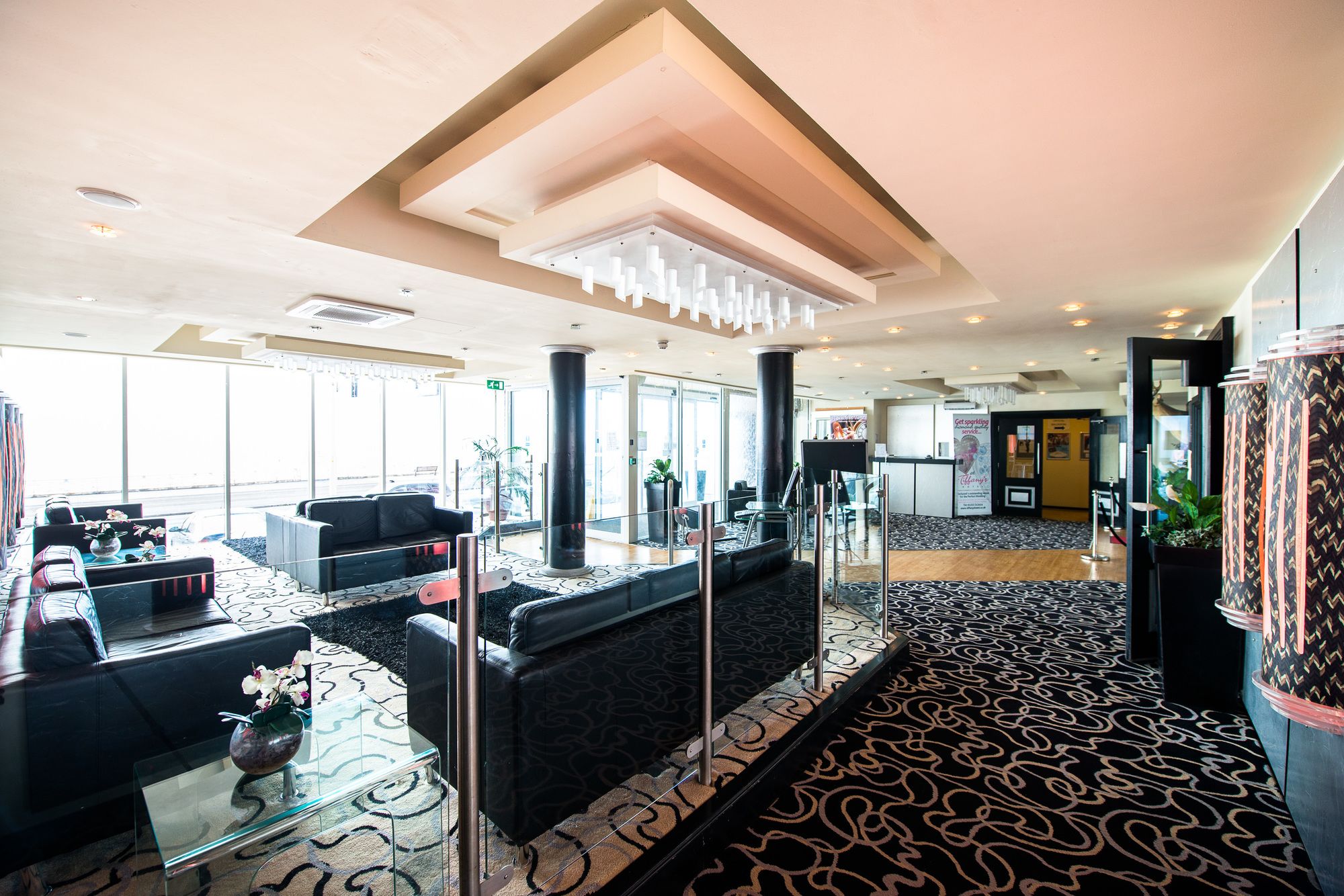 Фото Tiffany's Hotel