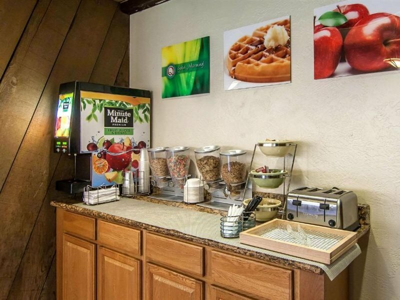 Фото Quality Inn & Suites at Coos Bay