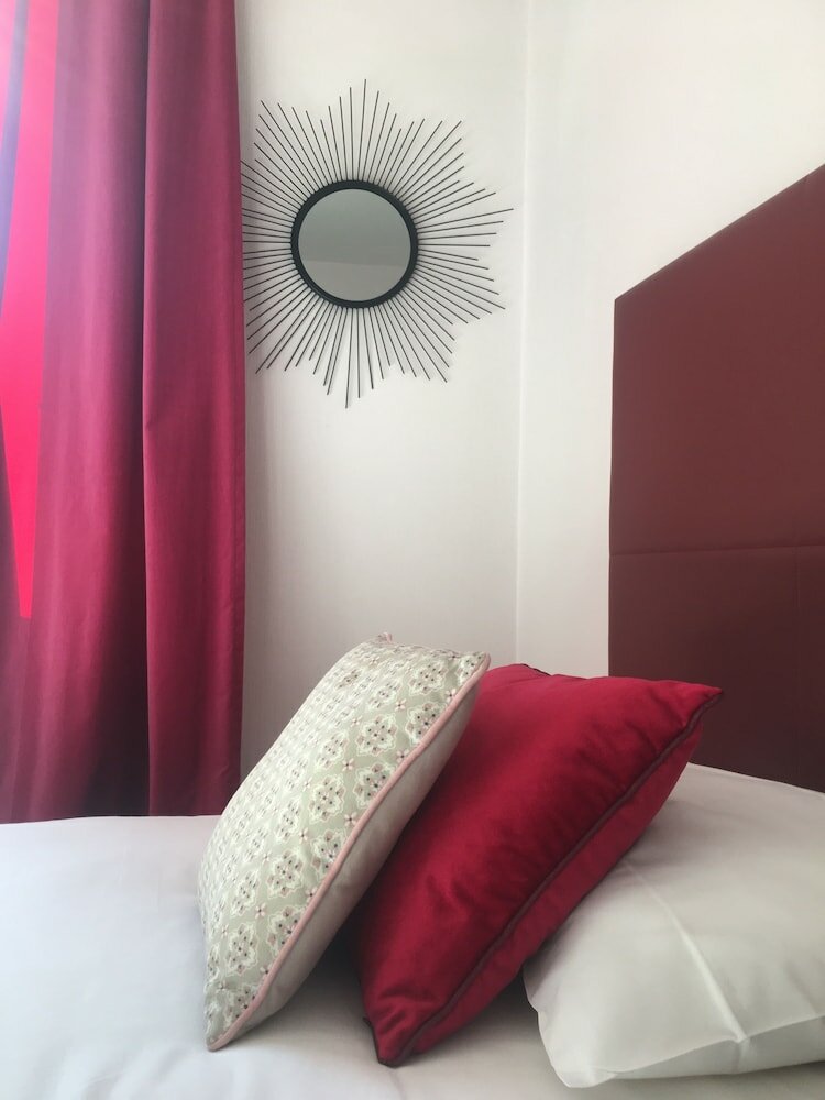 Фото Hotel Mirabeau