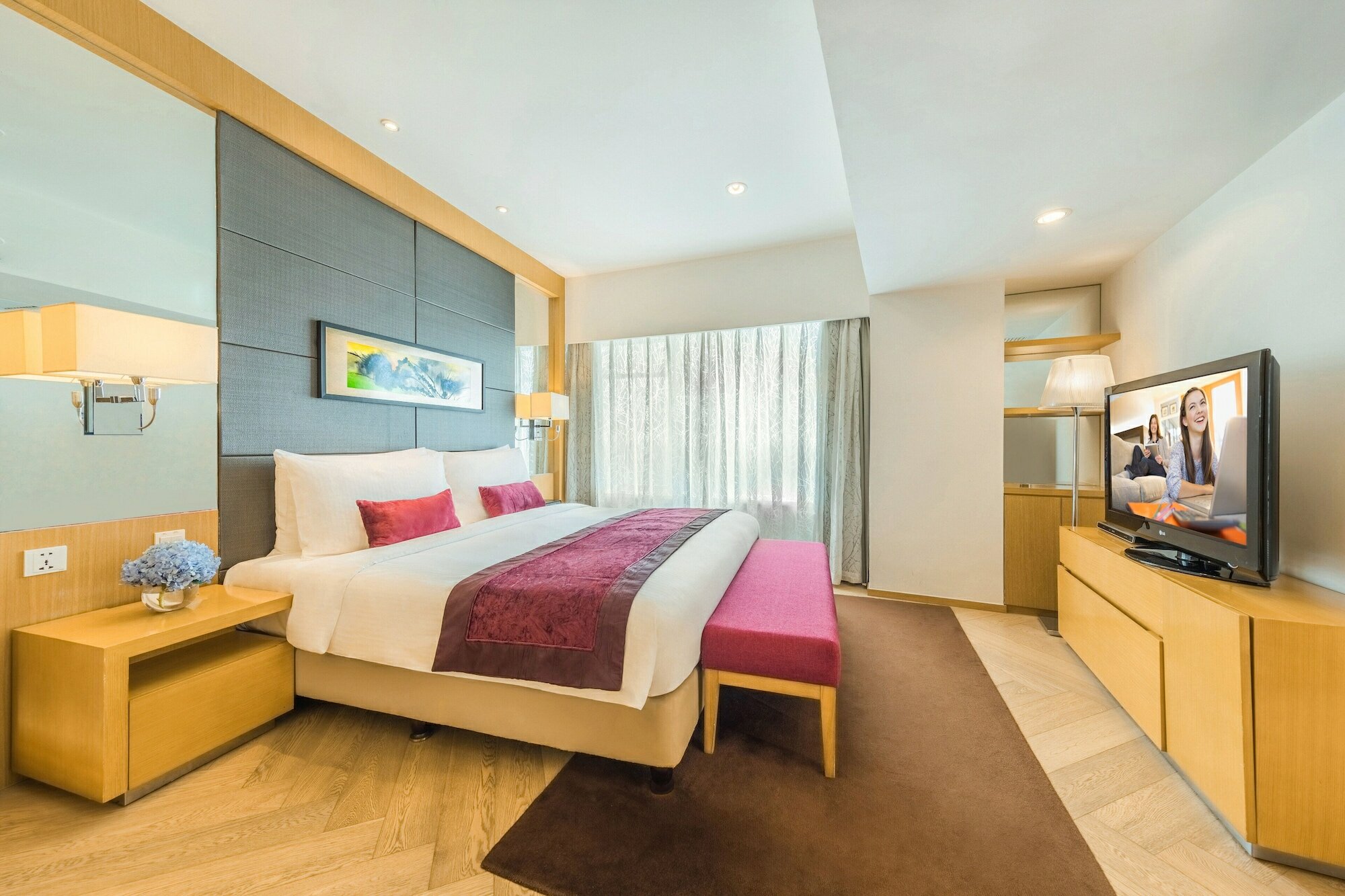 Фото Somerset Riverview Chengdu