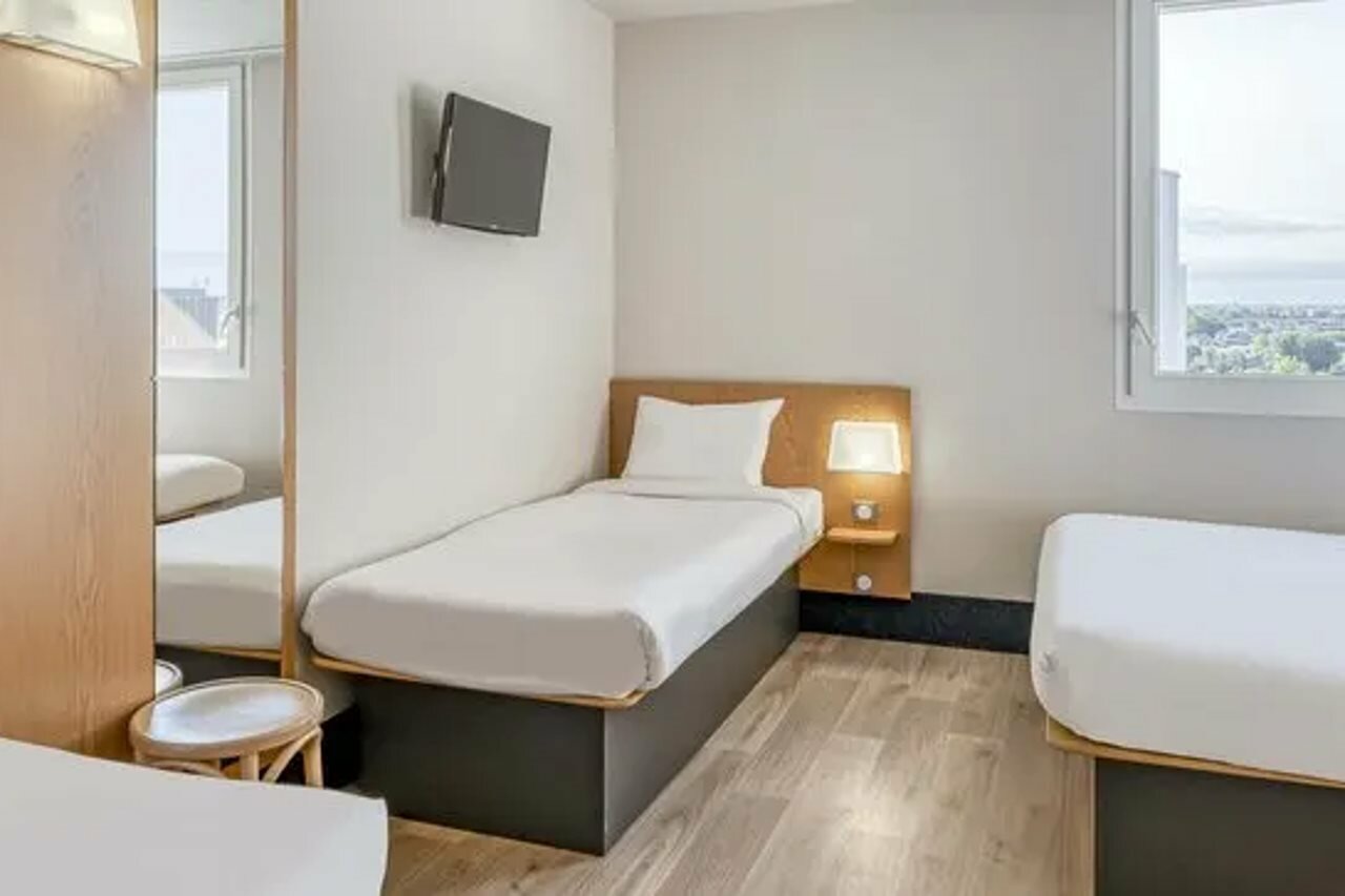 Фото B&b Hotel Bordeaux Centre Bègles