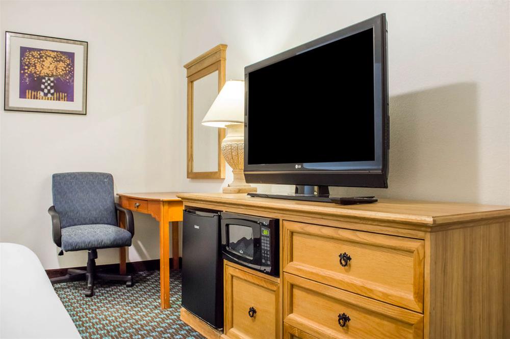 Фото Rodeway Inn Old Town Scottsdale