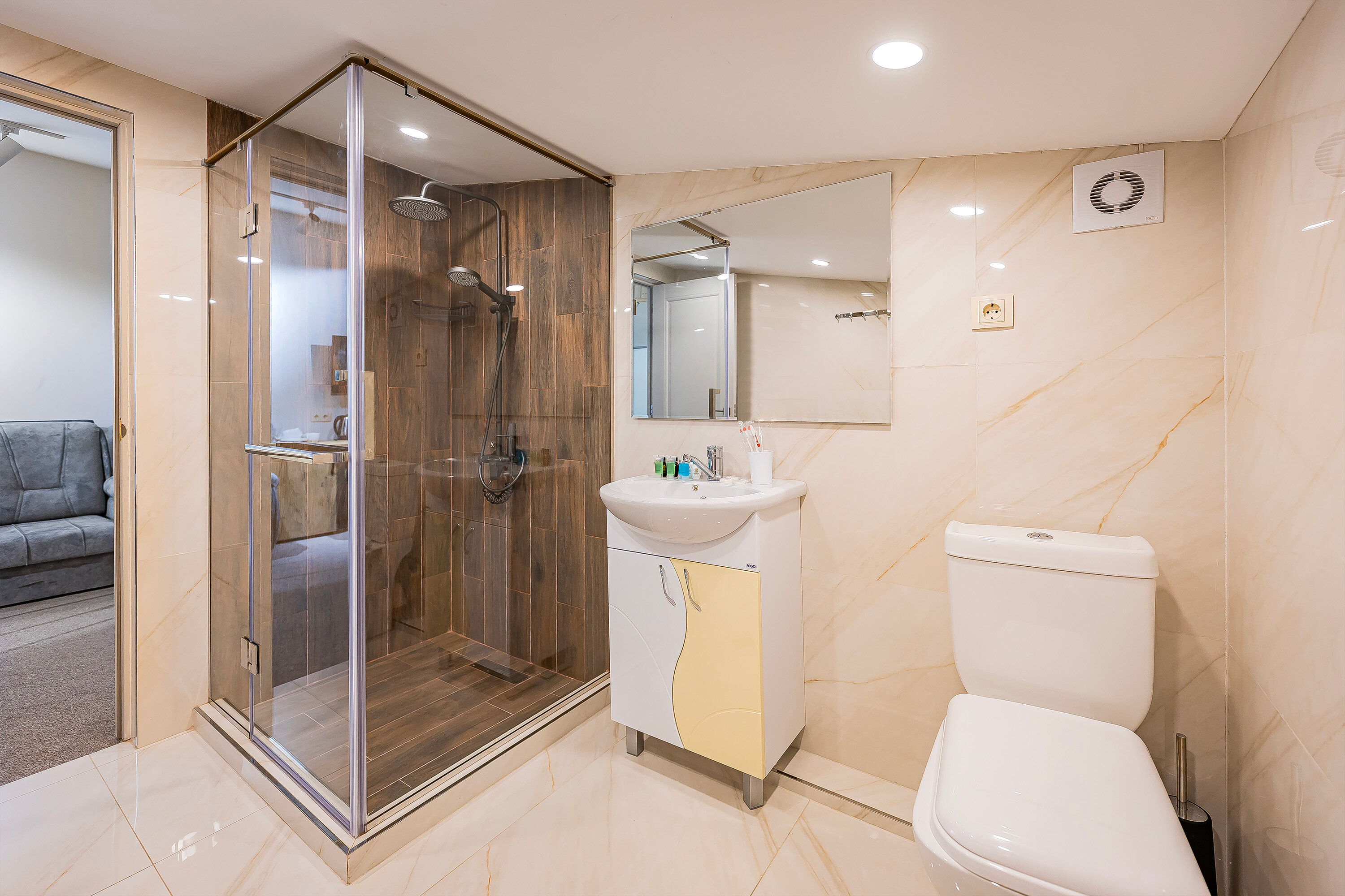 Фото Taniqinn Dilijan Hotel