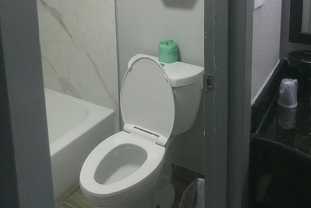 Фото HomeTowne Studios by Red Roof Richmond - Airport/Sandston