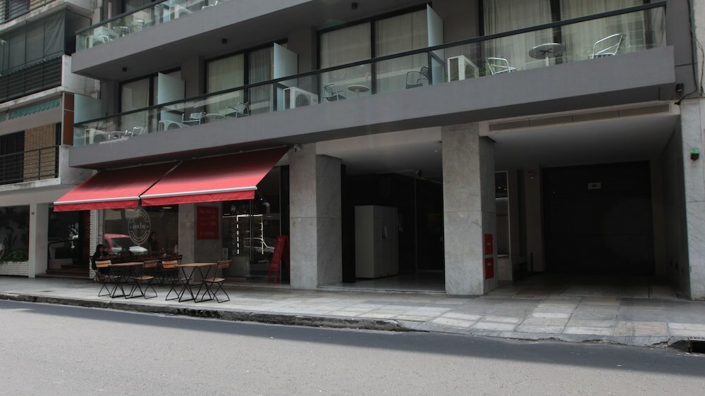 Фото IQ Callao by Recoleta Apartments