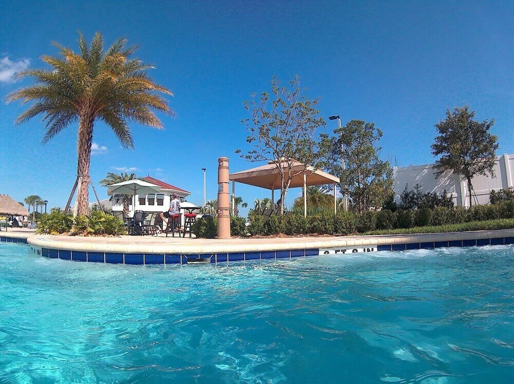 Фото Fantasia @ Storey Lake by Shine Villas № 408