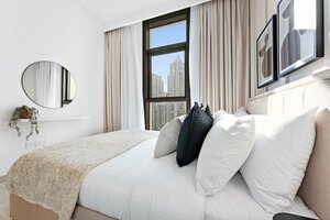 Silkhaus Burj Crown (15, Mohammed Bin Rashid Boulevard, Downtown Dubai, Dubai), hotel