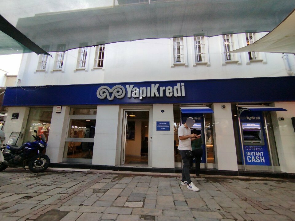 Bank Yapi Kredi, Izmir, photo
