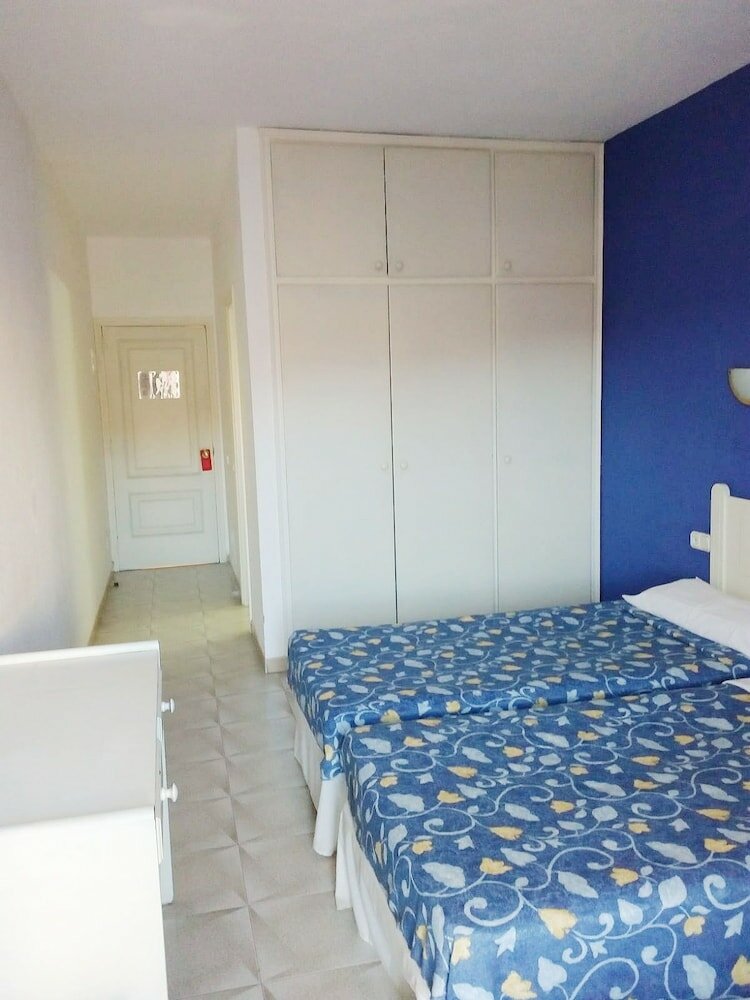 Фото Hotel Aeropuerto Sur