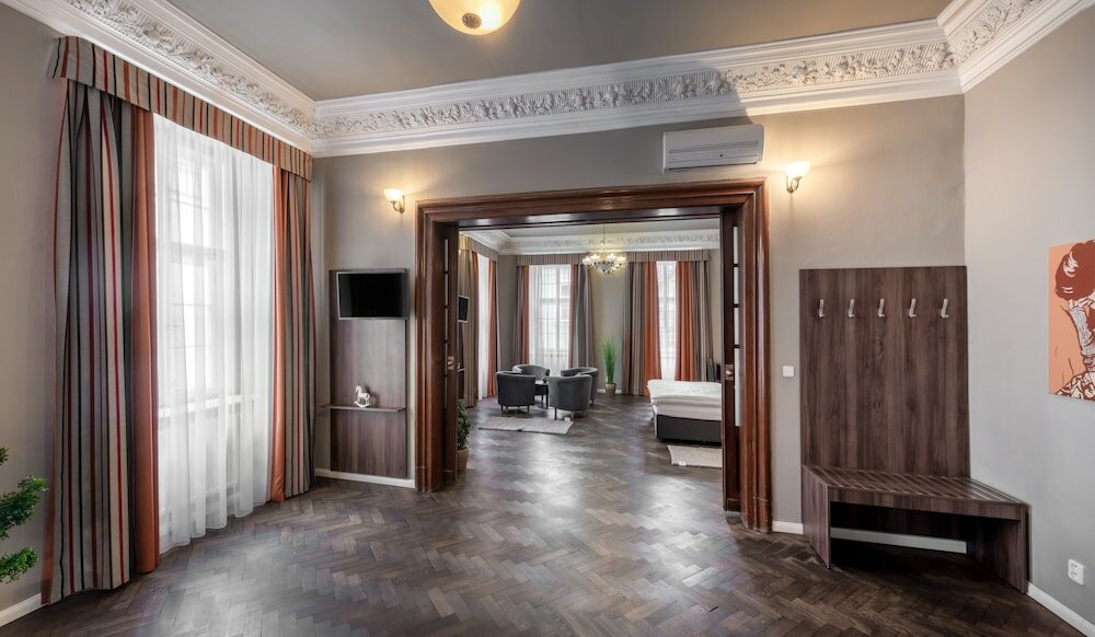 Фото Hotel Palác U Kočků by Adrez Living