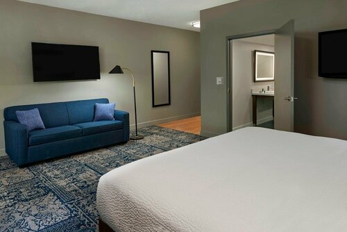 Внешний вид отеля Four Points by Sheraton Toronto Airport в Миссиссоге, фото 2