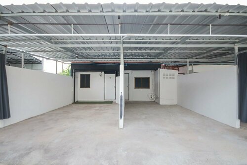 Гостиница Oyo 1163 Eden Hostel на Пхукете