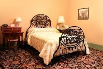 Фото The Weinhard Hotel