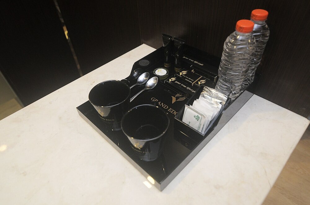 Фото Grand Edge Hotel Semarang