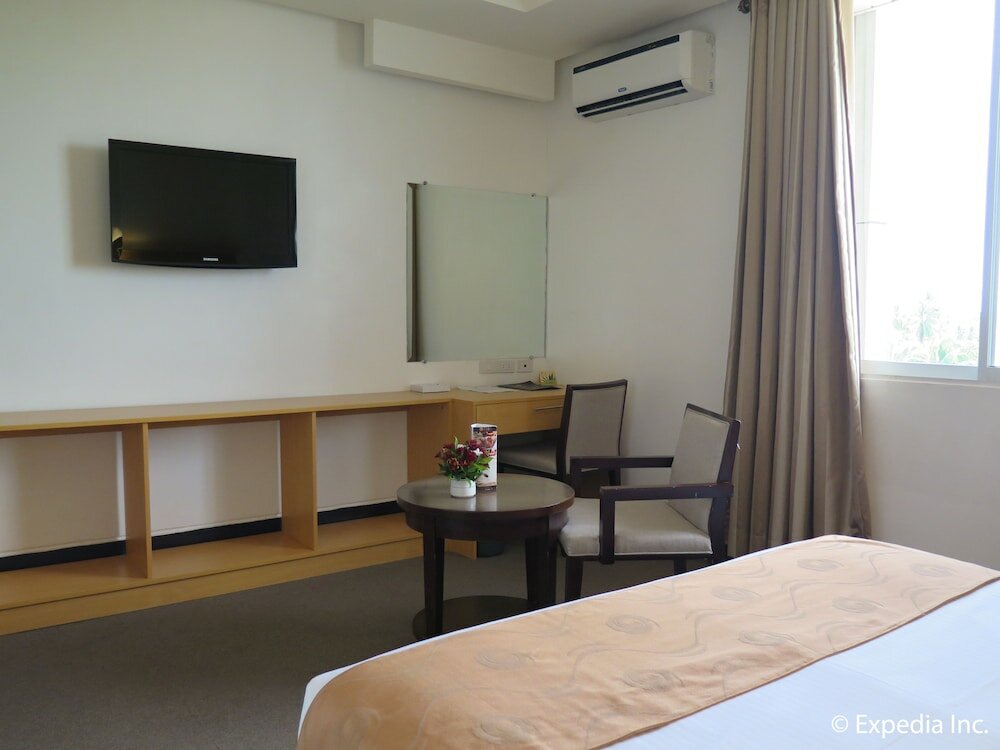 Фото Big 8 Corporate Hotel