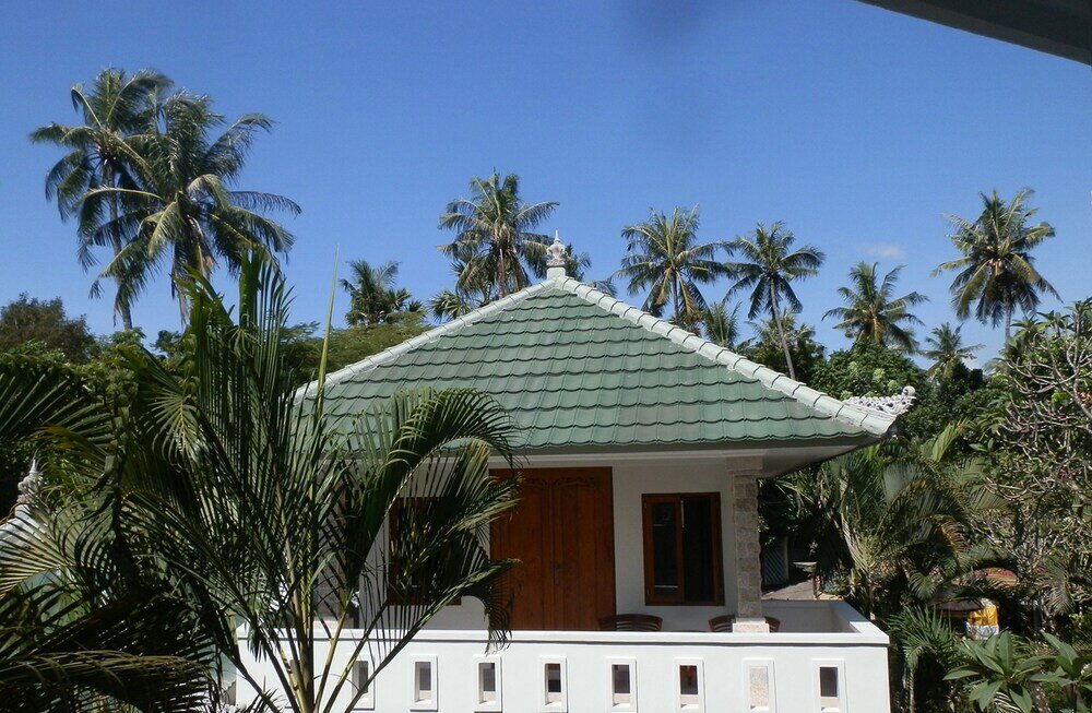 Фото Poinciana Resort Bali