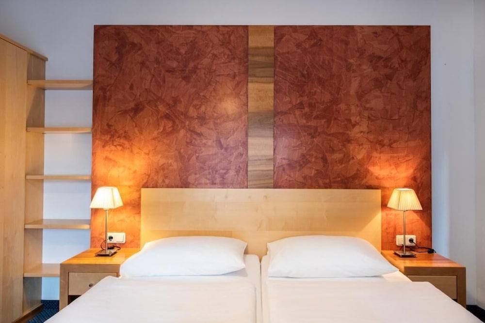 Фото Parkhotel zur Klause