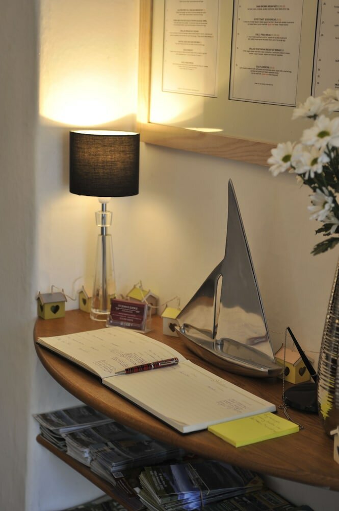 Фото St John's Lodge