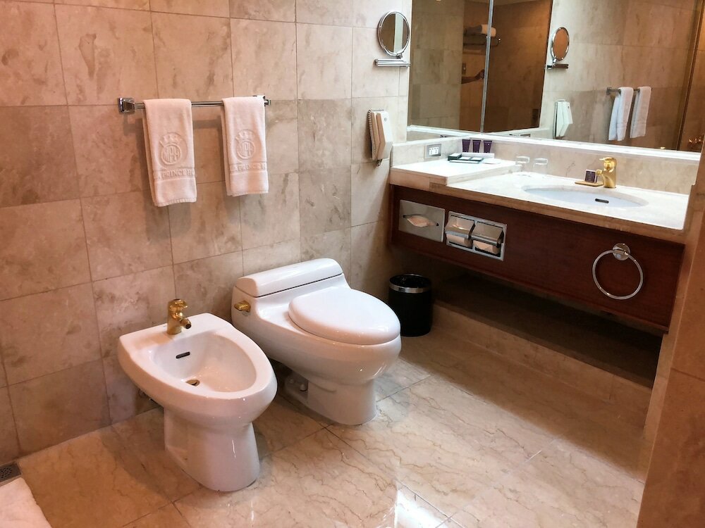 Фото Manila Prince Hotel