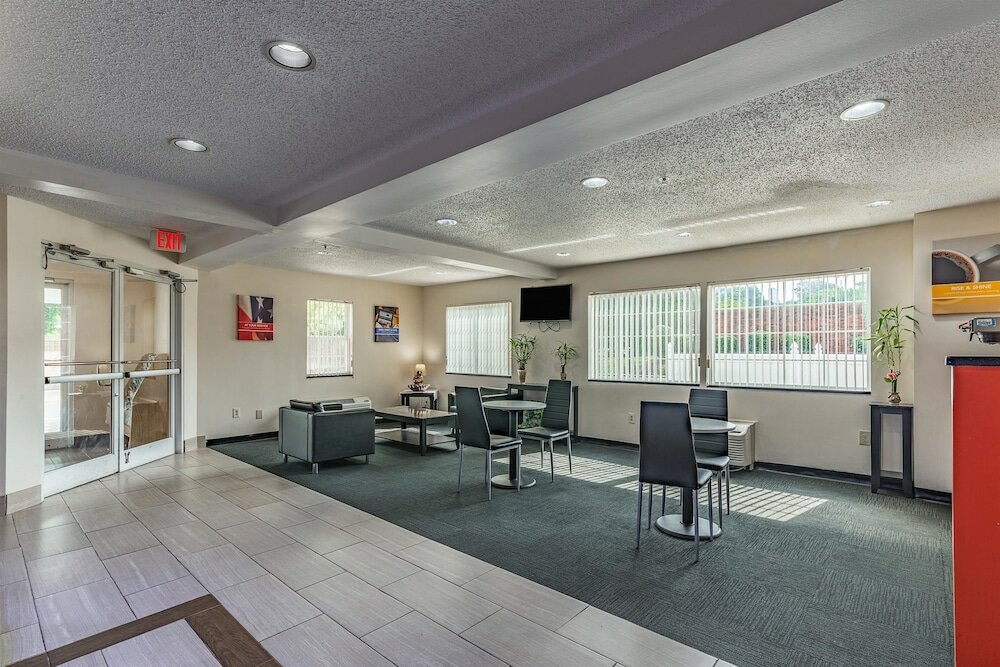 Фото Motel 6 Charlotte - University