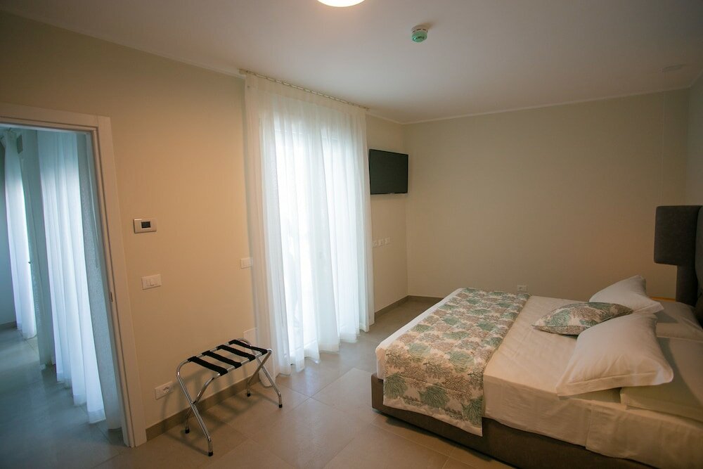 Фото Mosella Suite Hotel