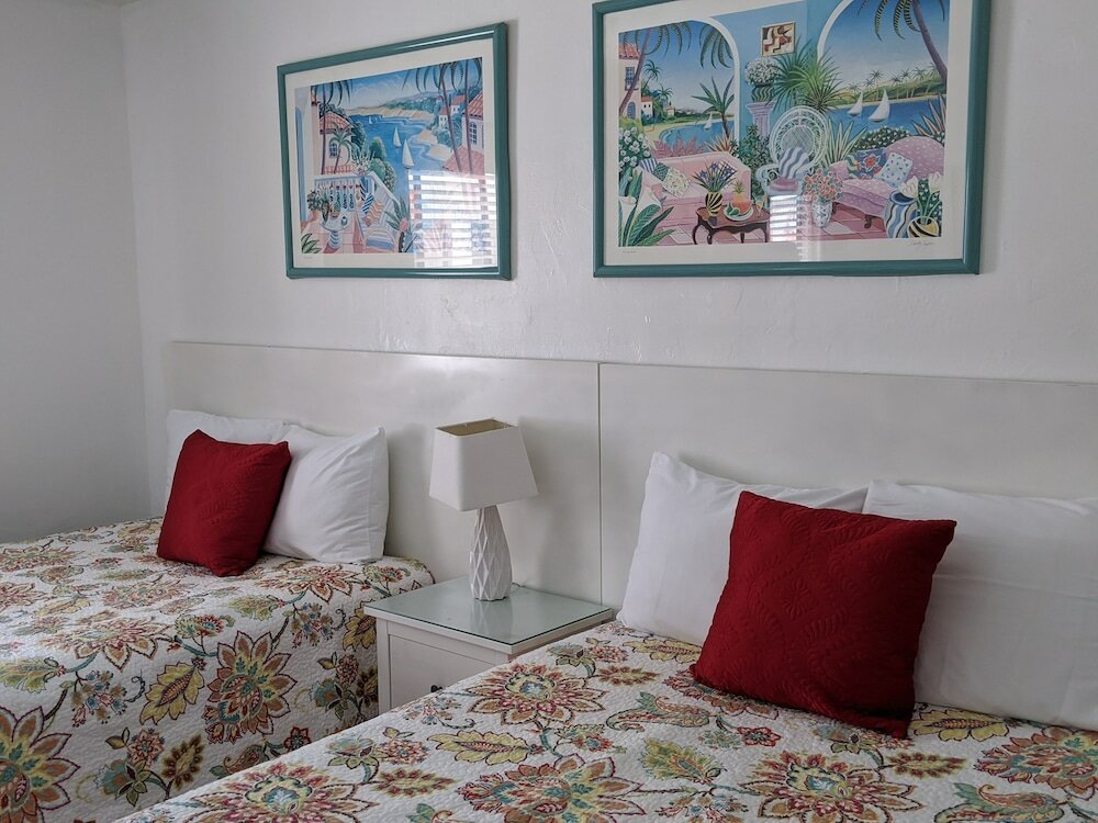 Фото Breakaway Inn