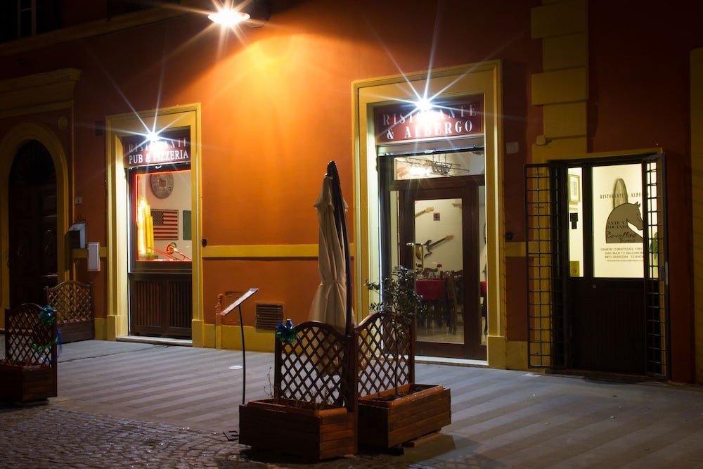 Фото Antica Locanda del Cavallino Bianco