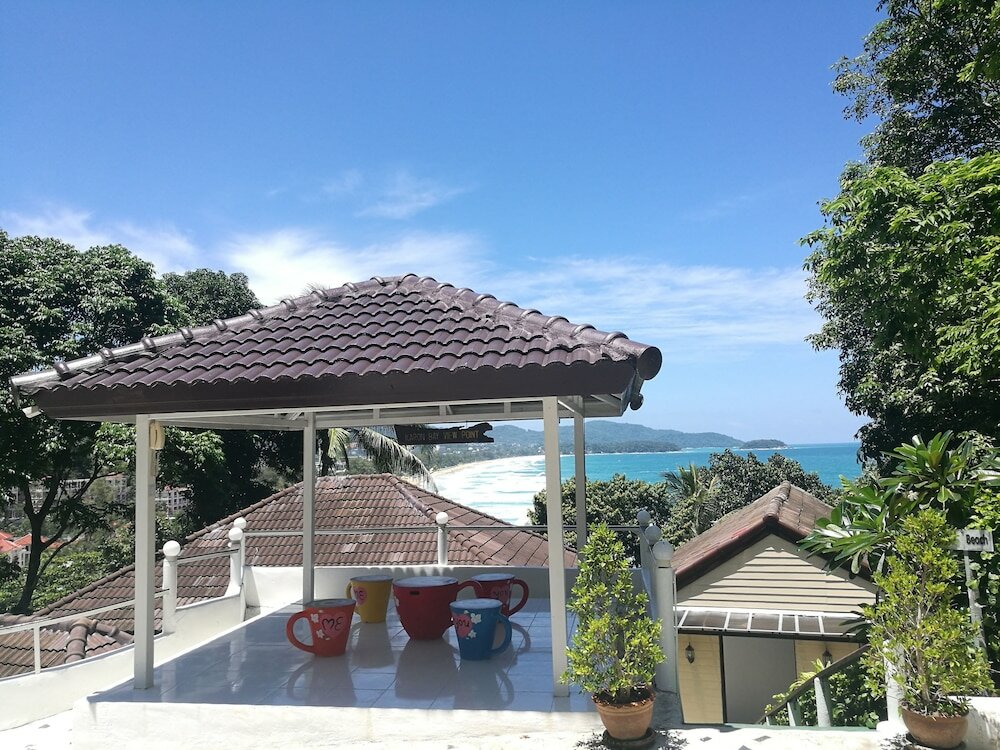 Фото On The Hill Karon Resort