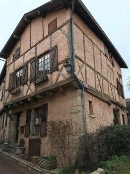 Гостиница Relais St Jacques - Roanne в Роане