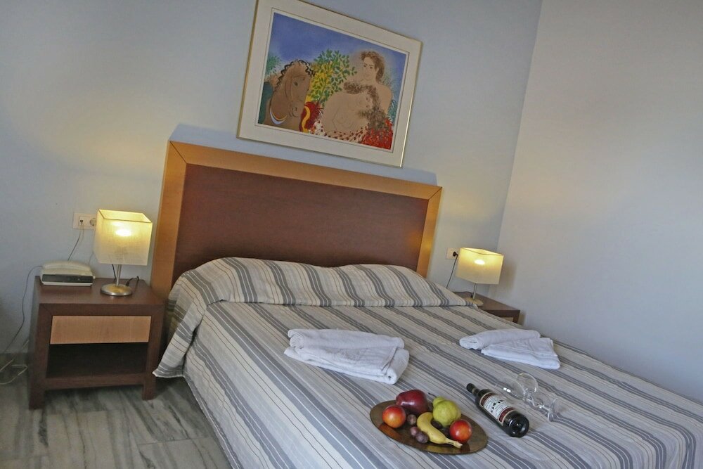 Фото Marina Sands Art Hotel