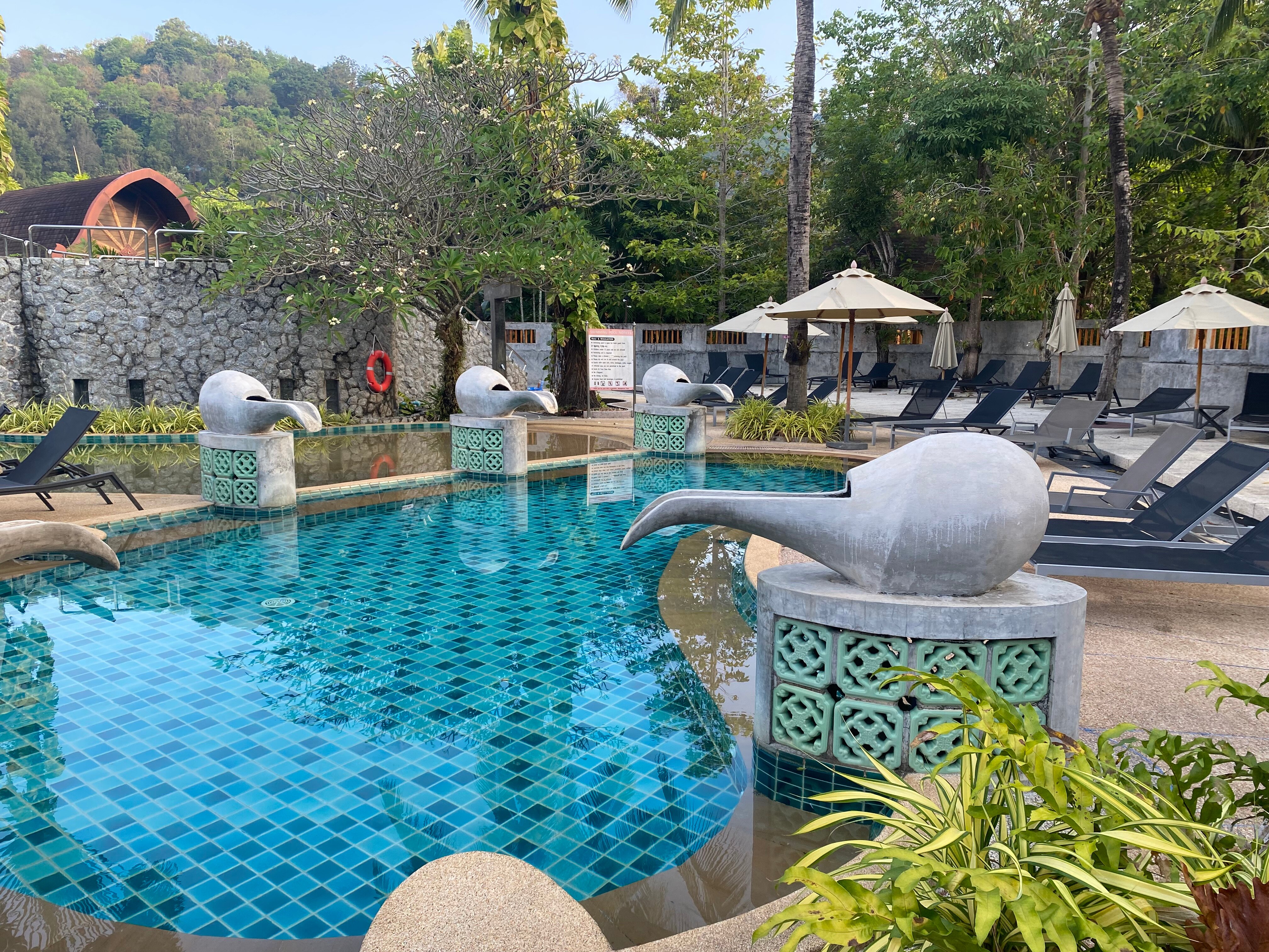 Фото отеля 2