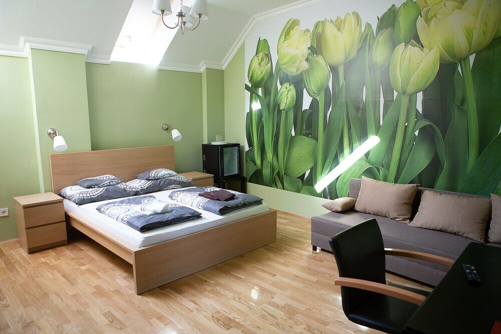 Фото Hunyadi Panzió- Apartmanház