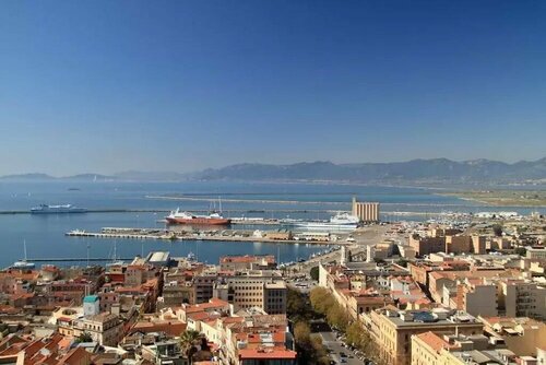 Гостиница Suite nel Largo в Кальяри