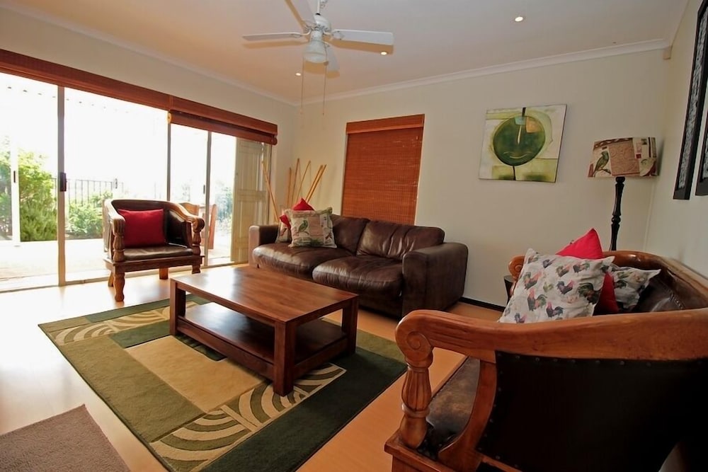 Фото Kwantu Guesthouses