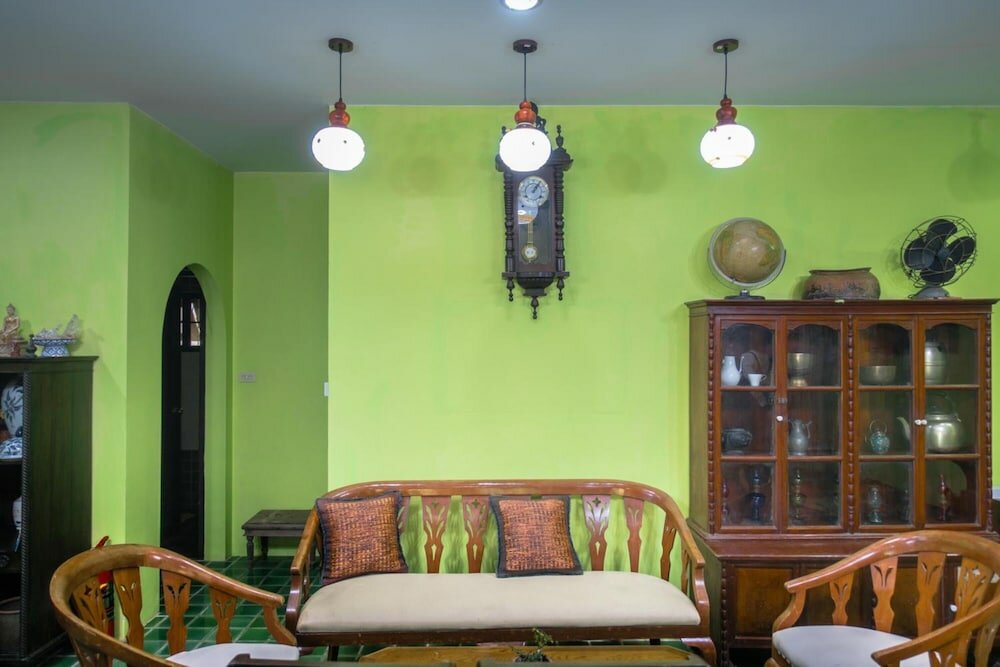 Фото Plus Hostel Ayutthaya