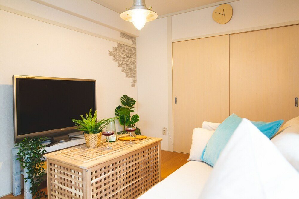 Фото Shinsaibashi Beach House