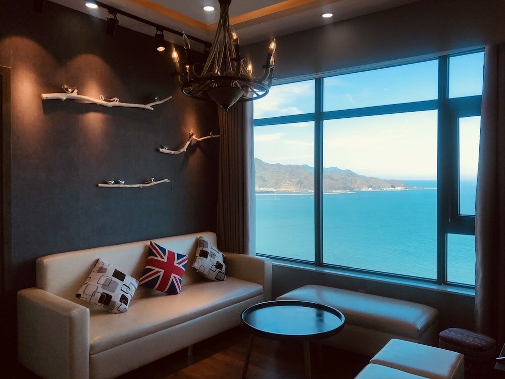 Фото Snail 360° Ocean View Apartment Hotel