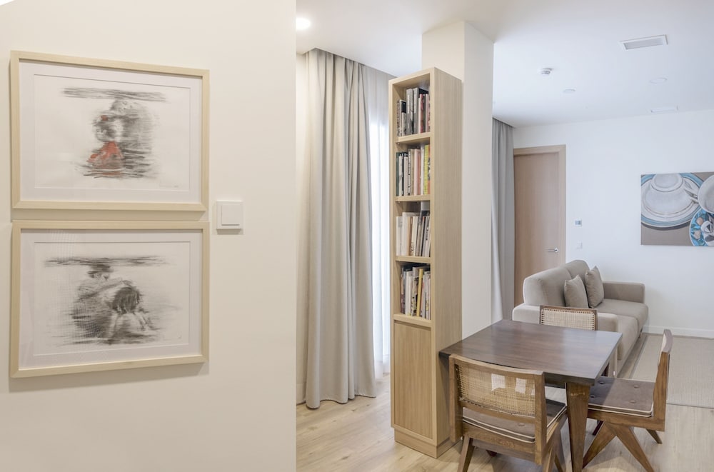 Фото Graffiti Suites El Museo