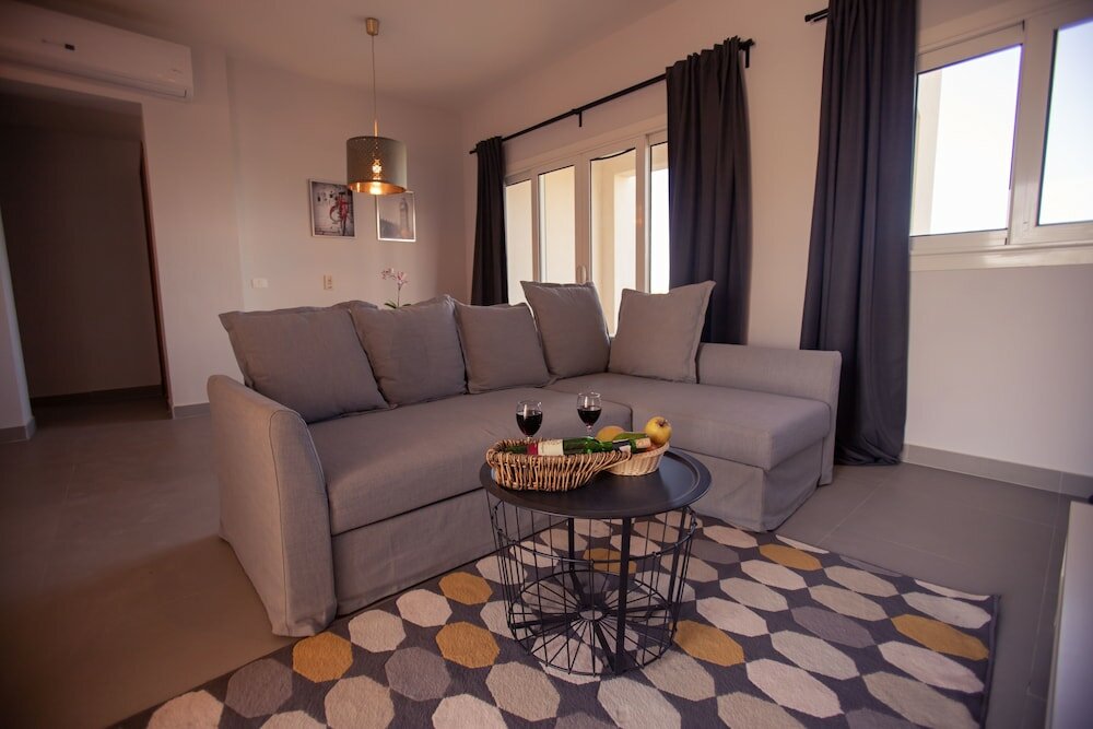 Фото Golden Apartments El Gouna