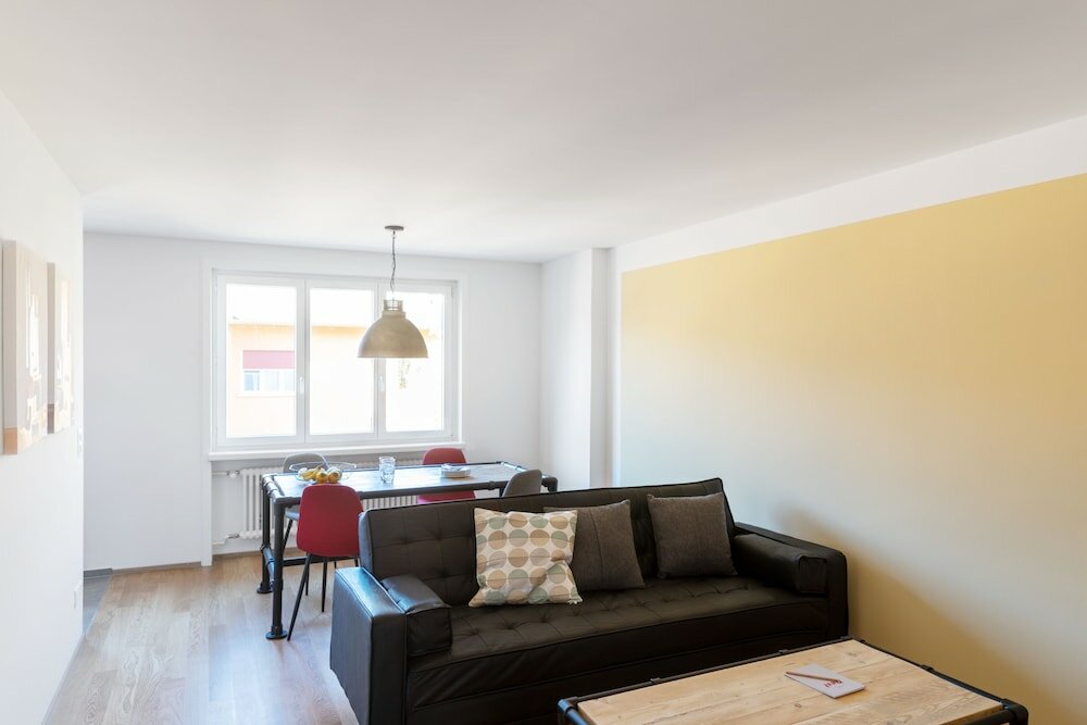 Фото Nest - Elsastrasse