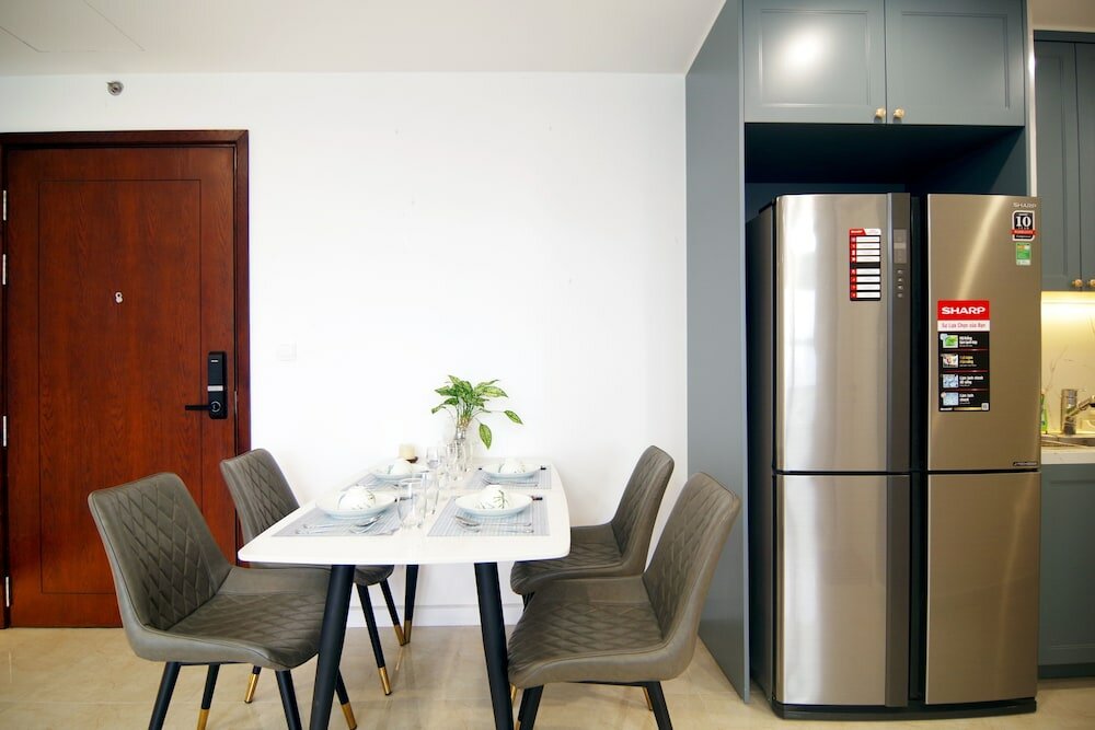 Фото Luxury Apartment Dcapital Tran Duy Hung