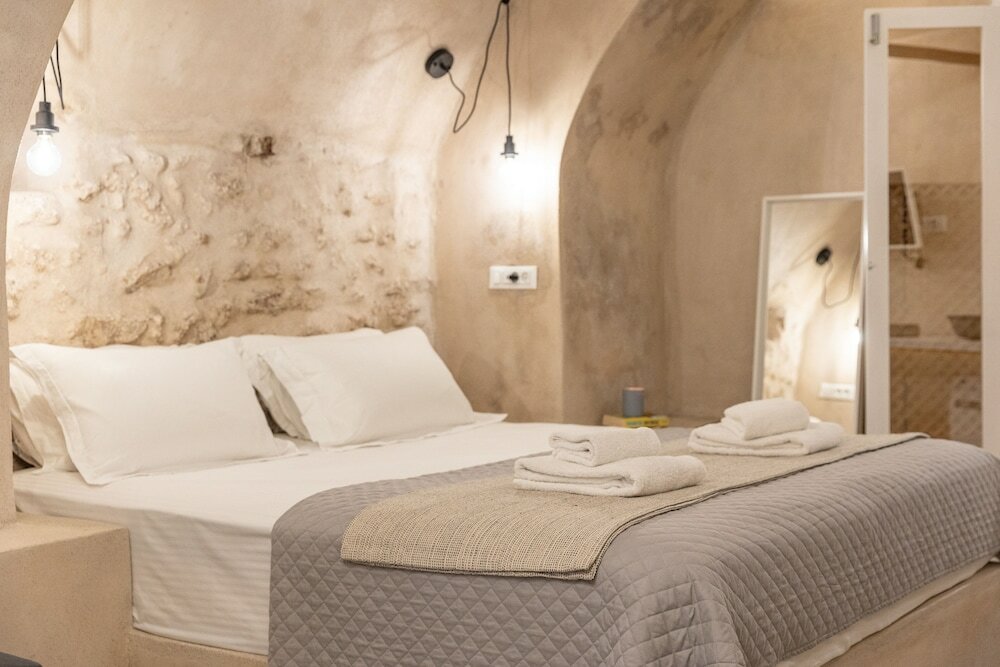 Фото Oia Cellars